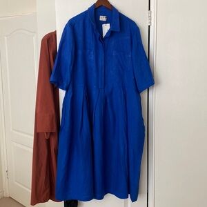 Gorgeous, well made, brand new 100% linen sapphire blue dress with pockets